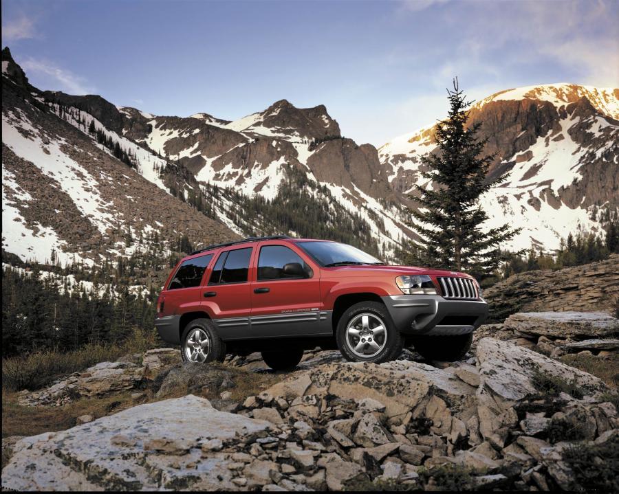  Jeep Grand Cherokee 2004 года  (фото 18 из 35)